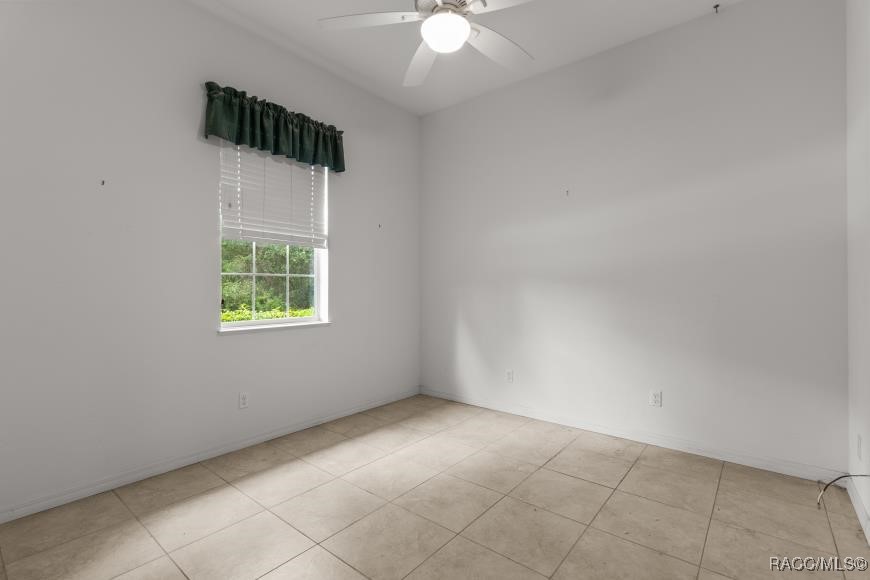 5605 N Mock Orange Drive