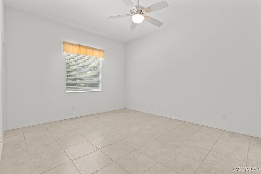 5605 N Mock Orange Drive