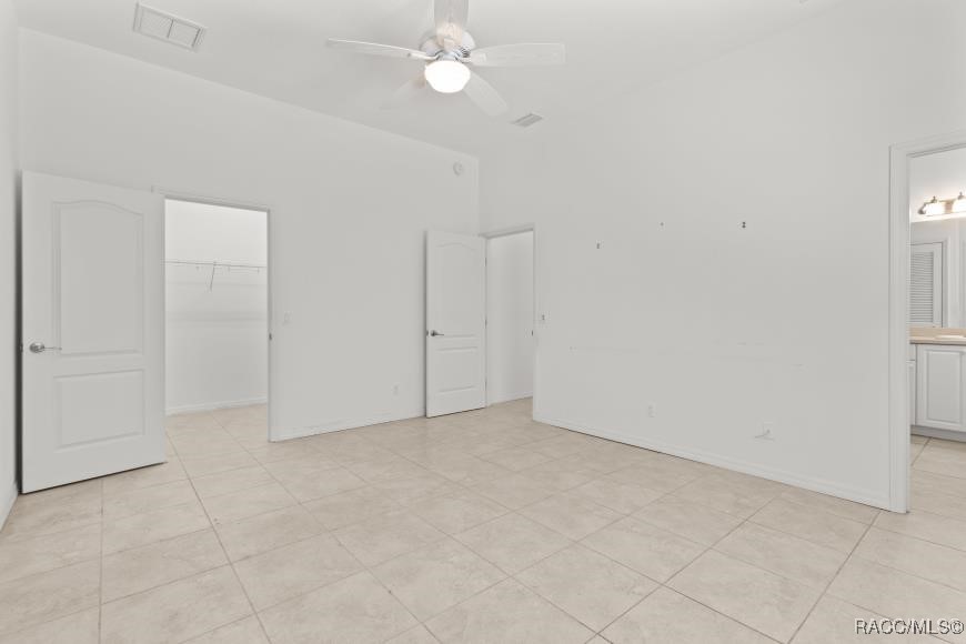 5605 N Mock Orange Drive