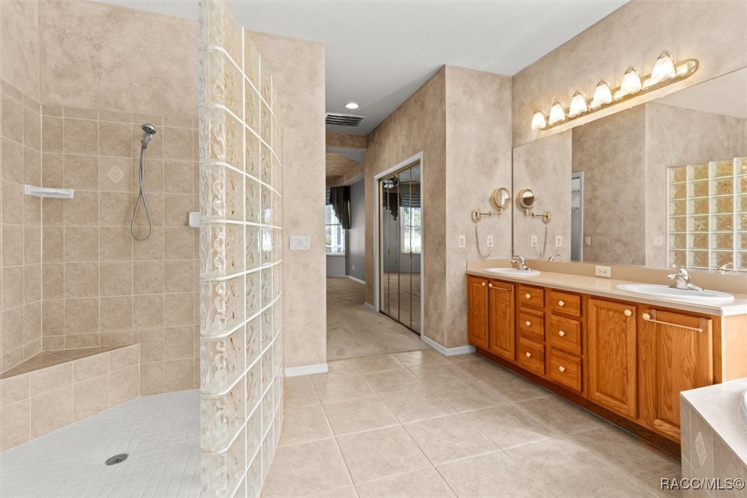 1123 W Skyview Landings Drive
