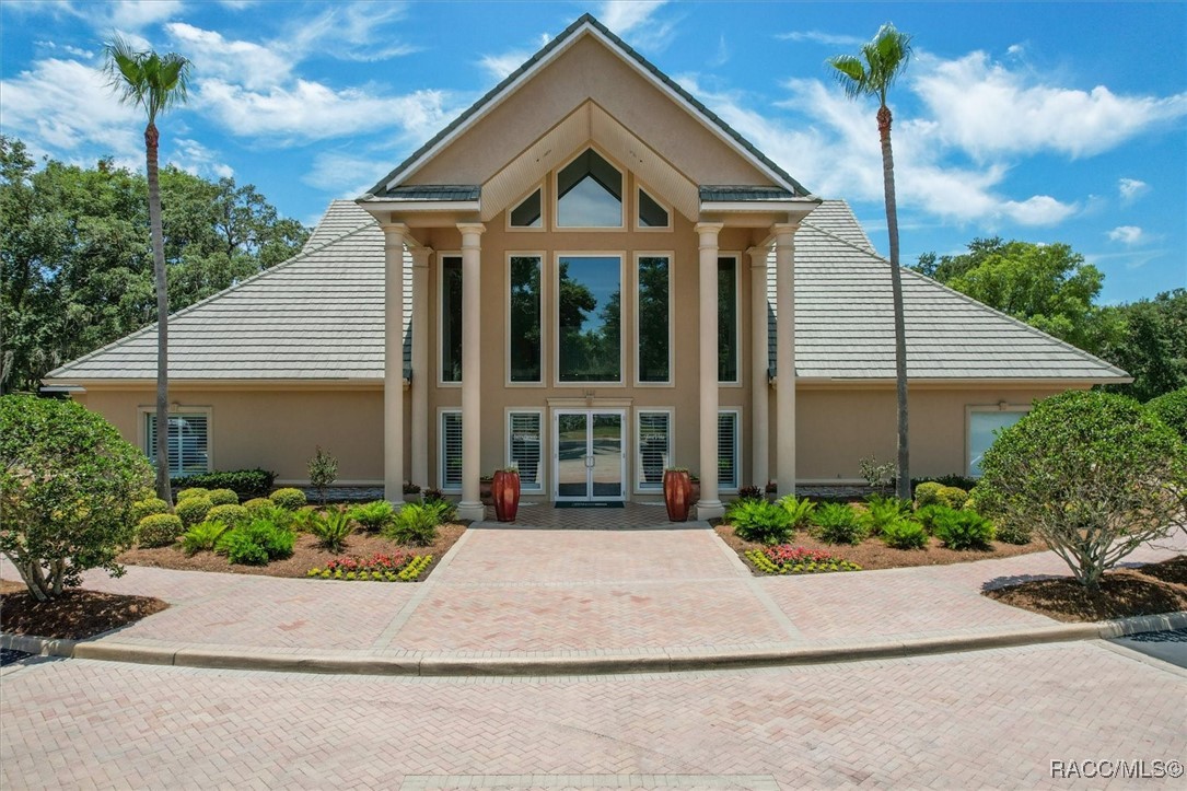 1123 W Skyview Landings Drive