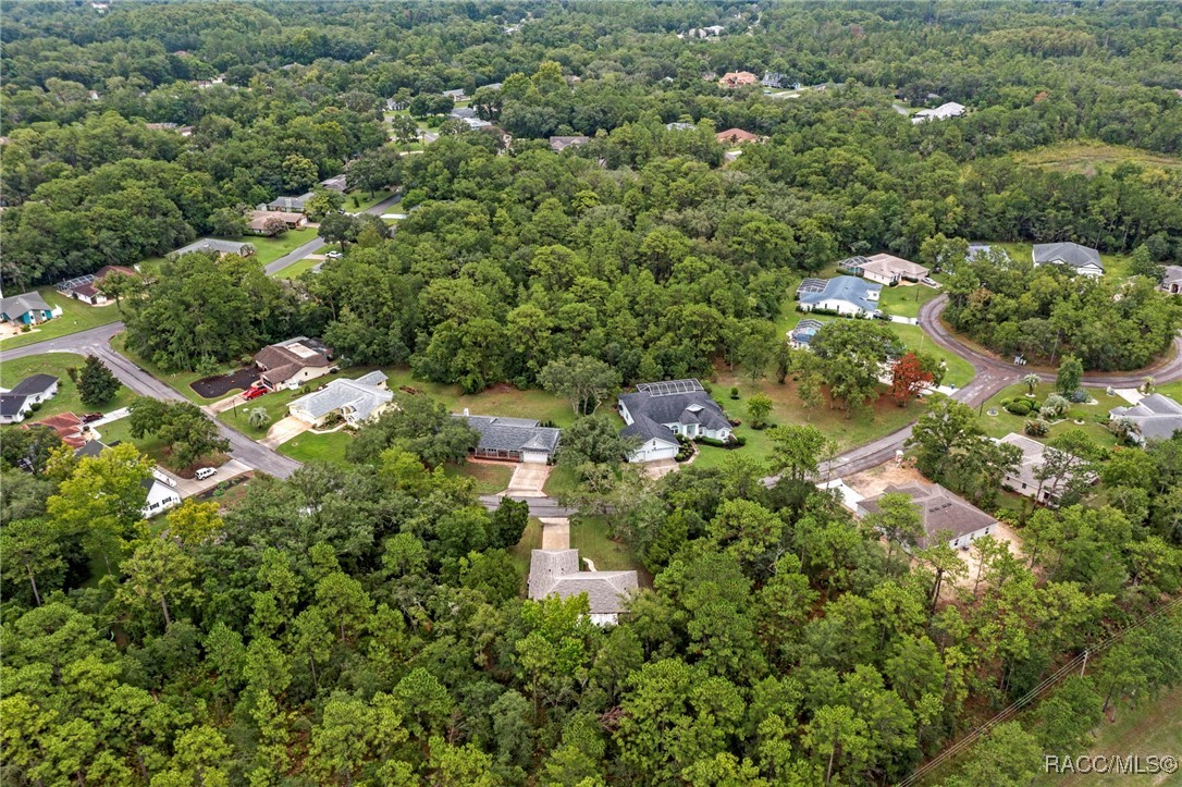 12 Sycamore Court W