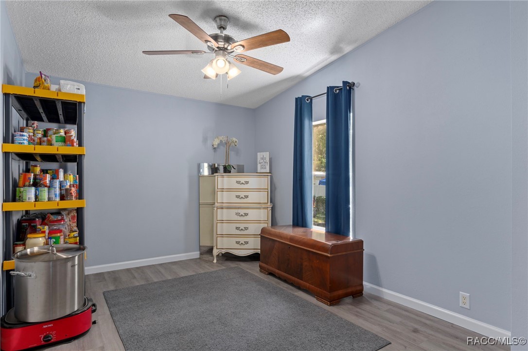 5822 N Tsala Apopka Drive