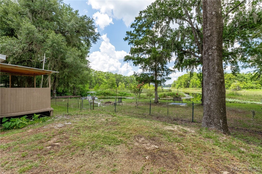 5822 N Tsala Apopka Drive