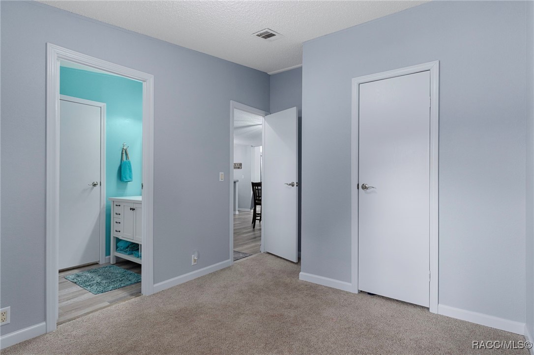 5822 N Tsala Apopka Drive