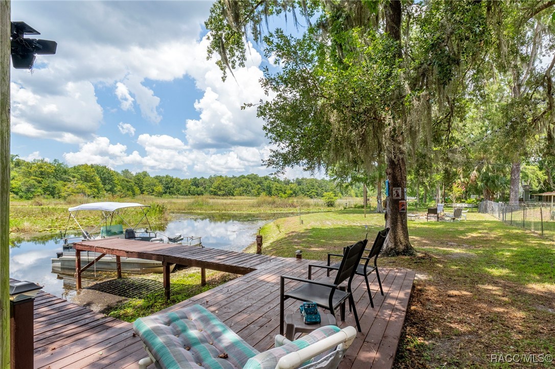 5822 N Tsala Apopka Drive