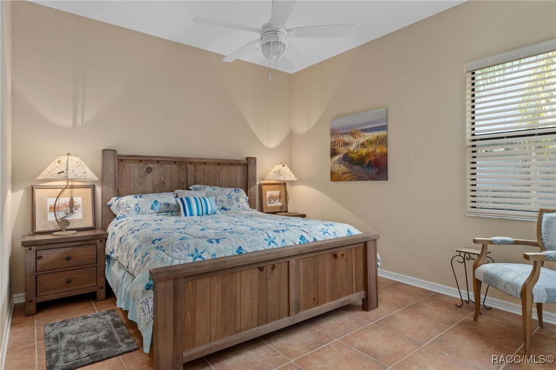 5267 S Stetson Point Drive