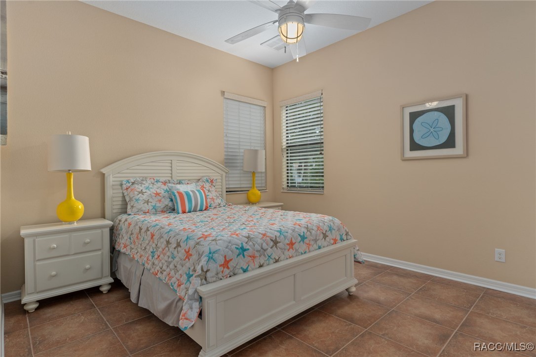 5267 S Stetson Point Drive