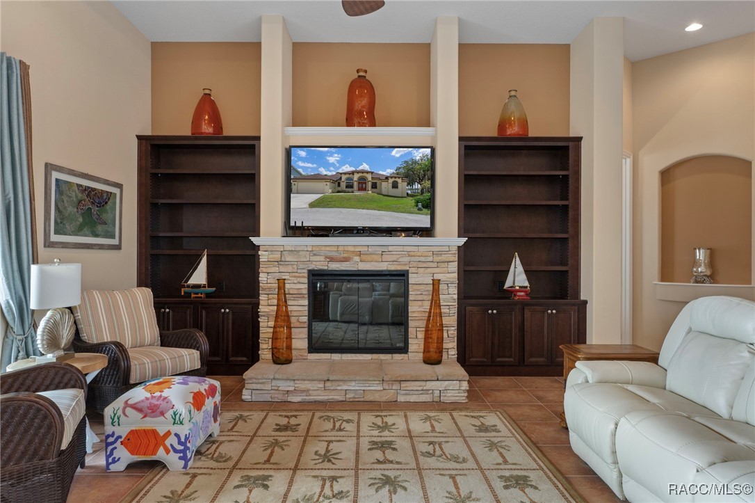 5267 S Stetson Point Drive