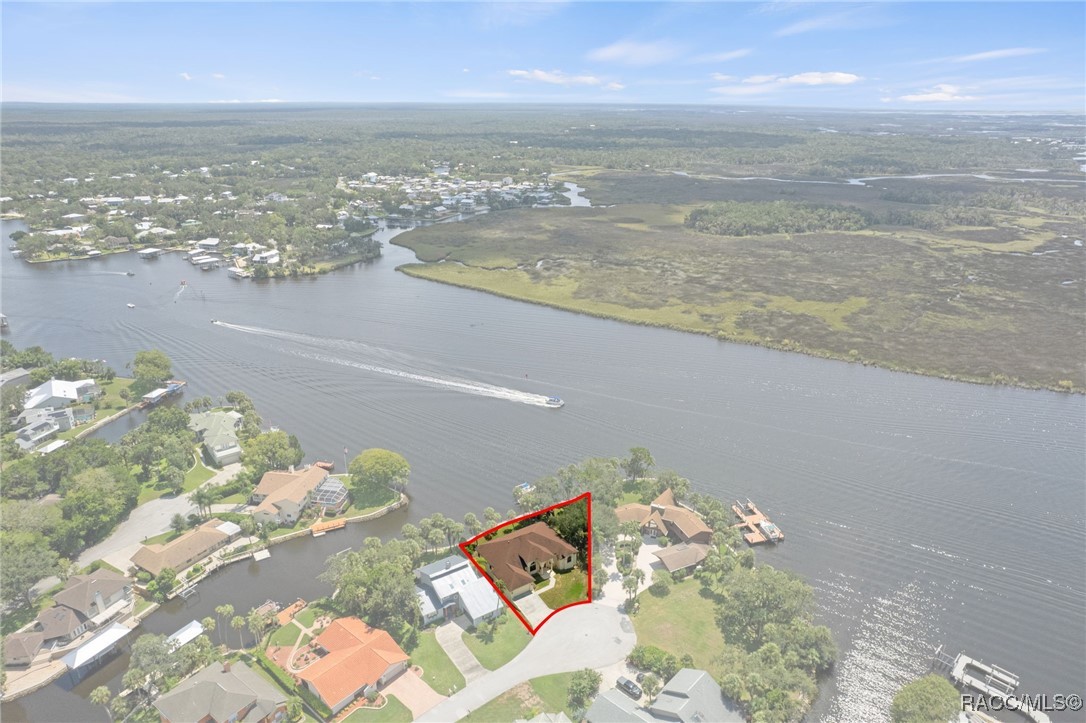 5267 S Stetson Point Drive