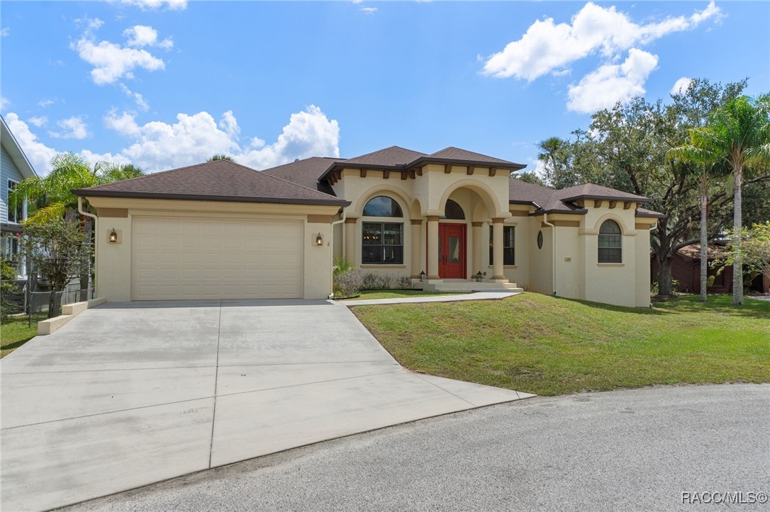 5267 S Stetson Point Drive