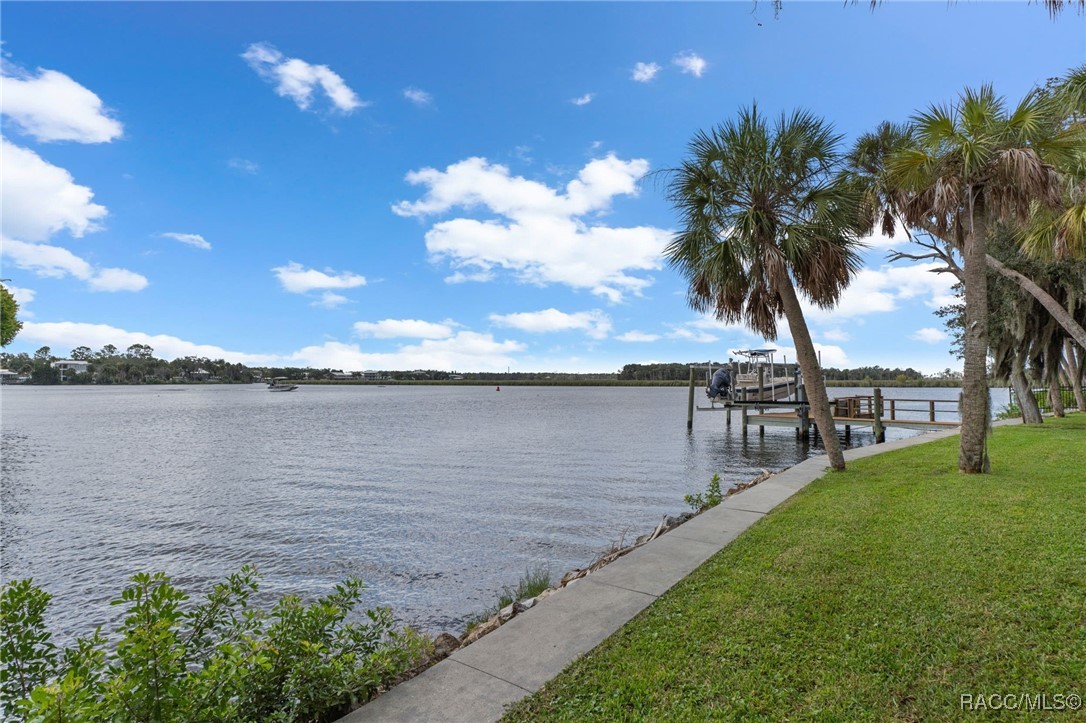 5267 S Stetson Point Drive