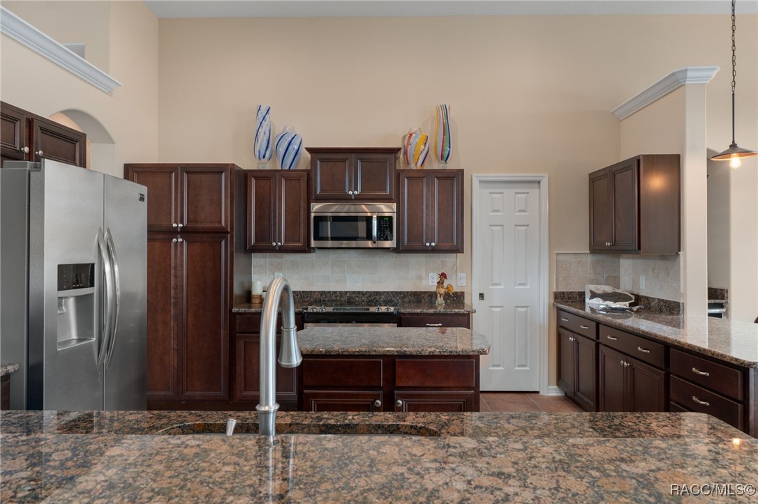 5267 S Stetson Point Drive