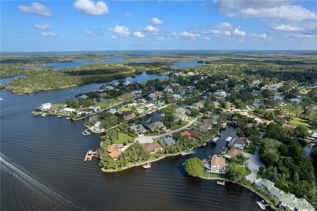 5267 S Stetson Point Drive