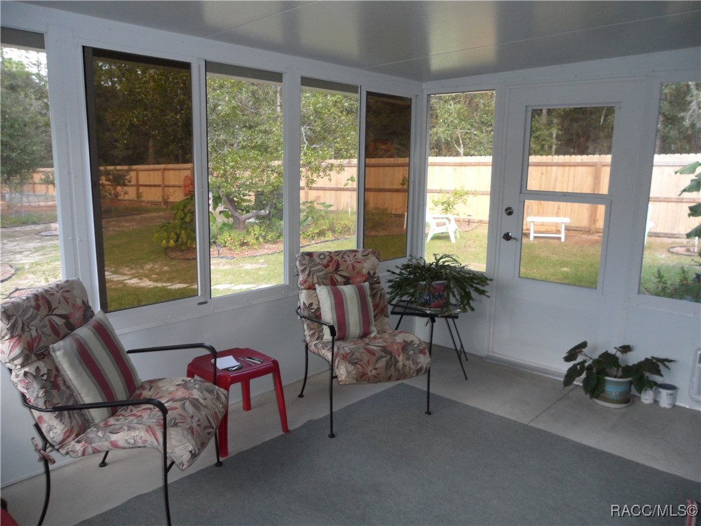 1255 E Rockefeller Lane
