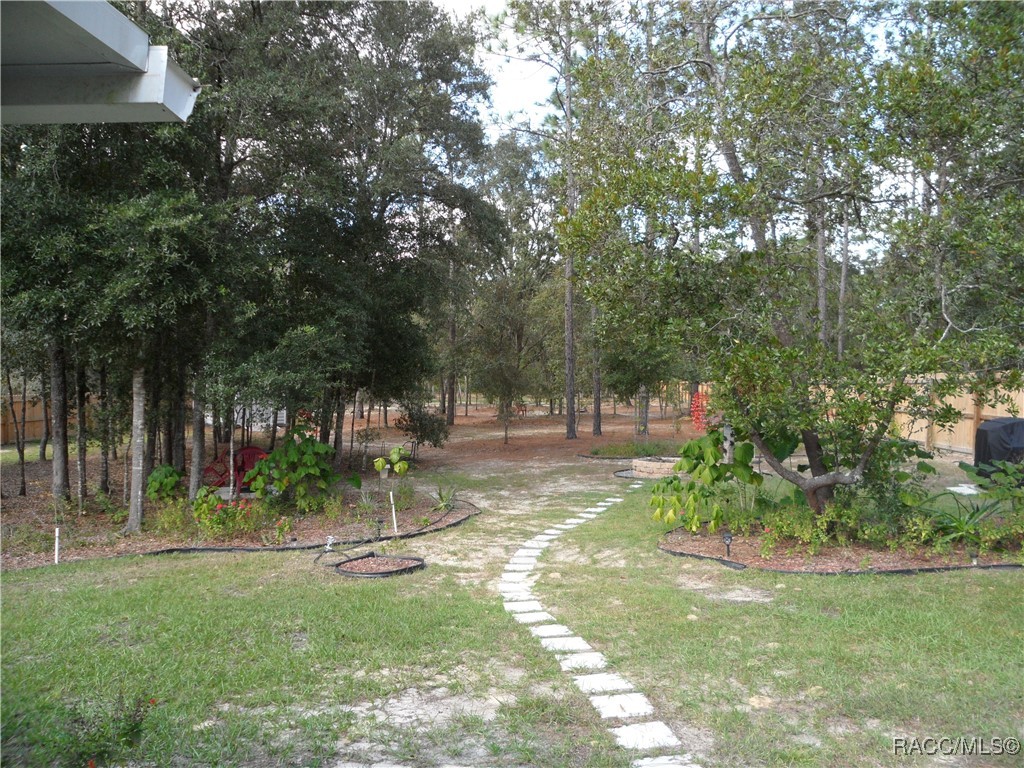 1255 E Rockefeller Lane