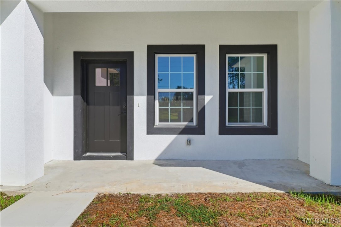 7549 N Santos Drive