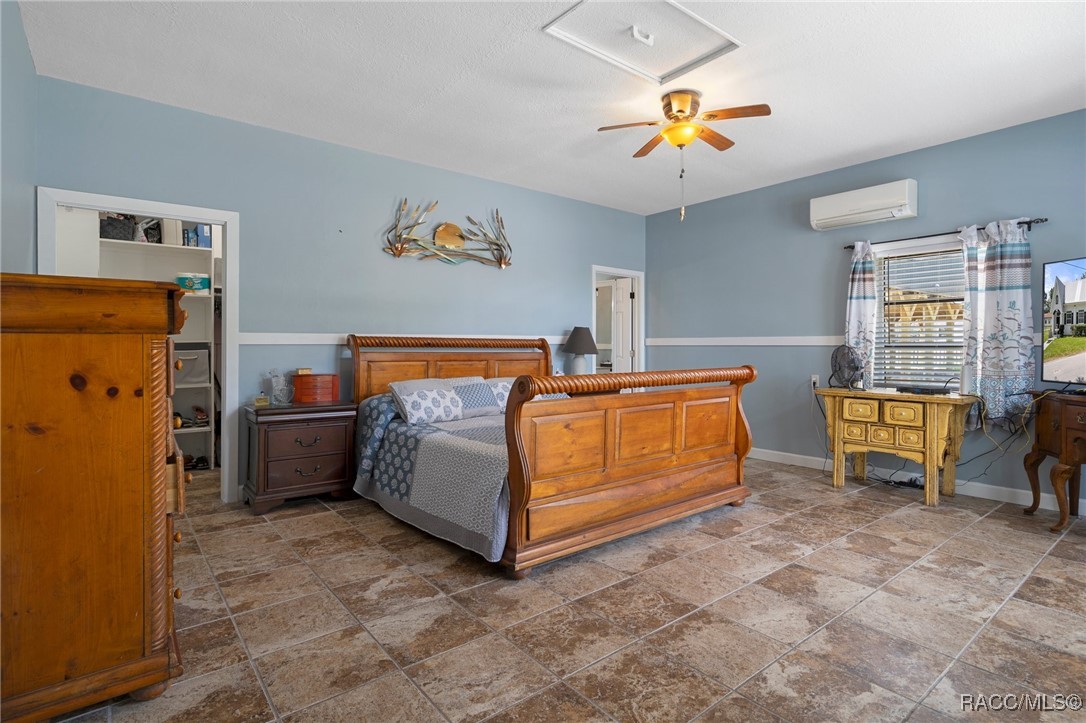 10990 W Seminole Place