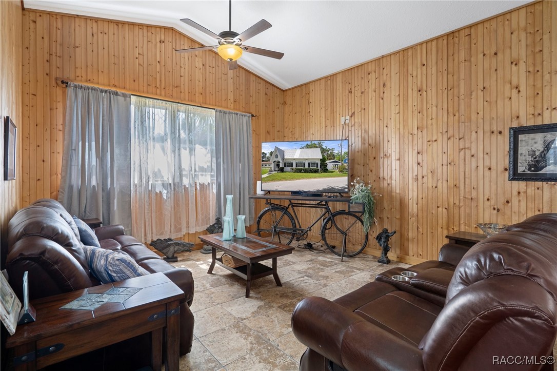 10990 W Seminole Place