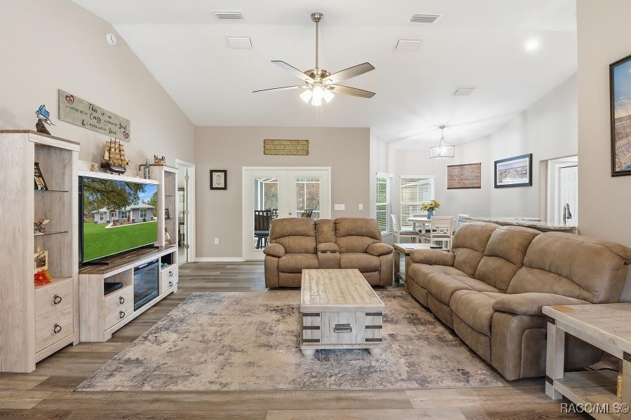 2940 W Beamwood Drive