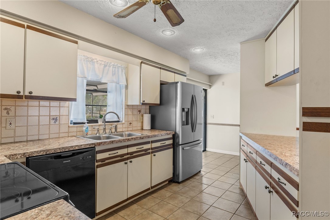 5300 S Manatee Terrace