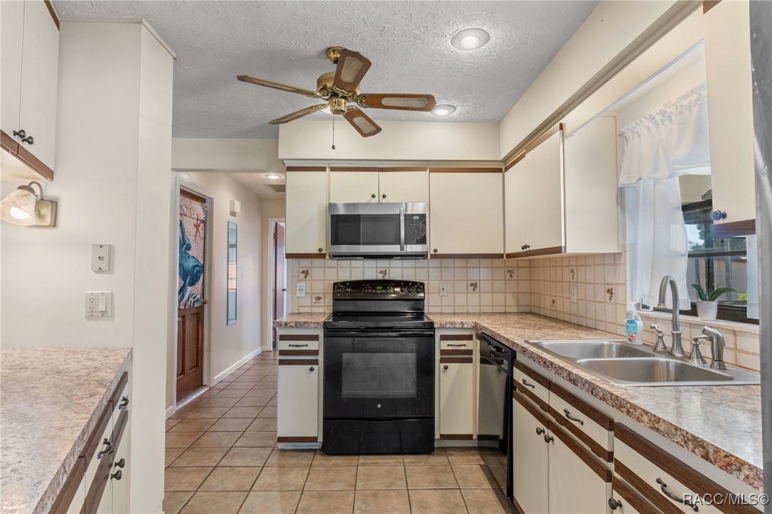 5300 S Manatee Terrace