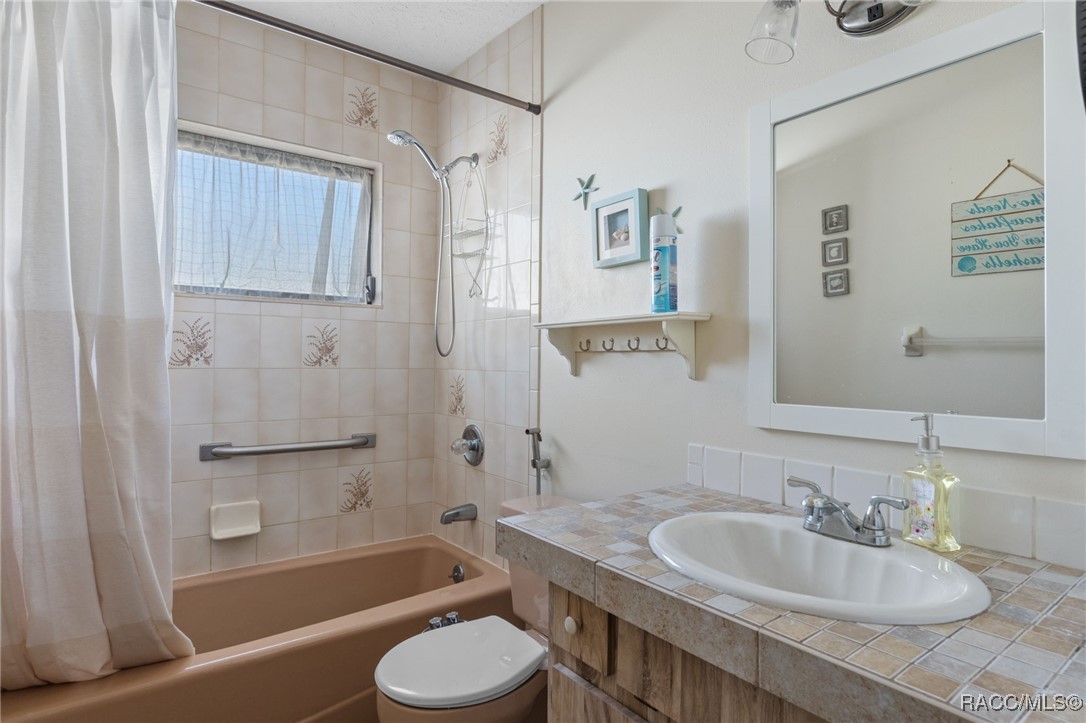 5300 S Manatee Terrace