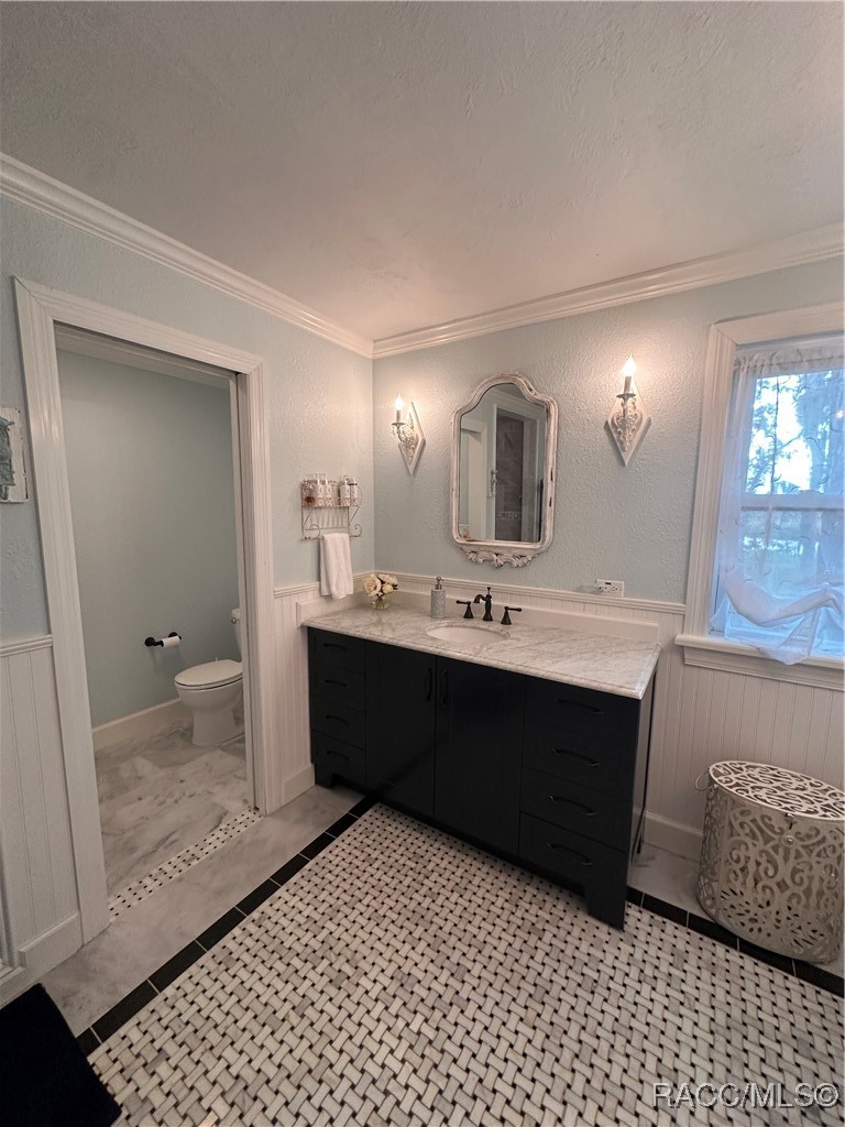 5872 S Shadytree Path