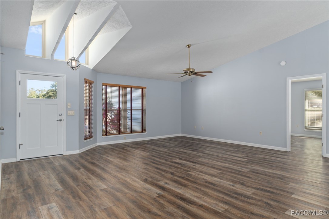 5146 S Riverside Drive