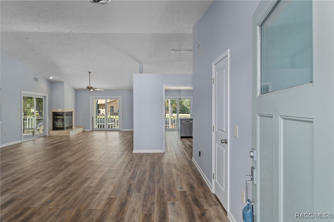 5146 S Riverside Drive