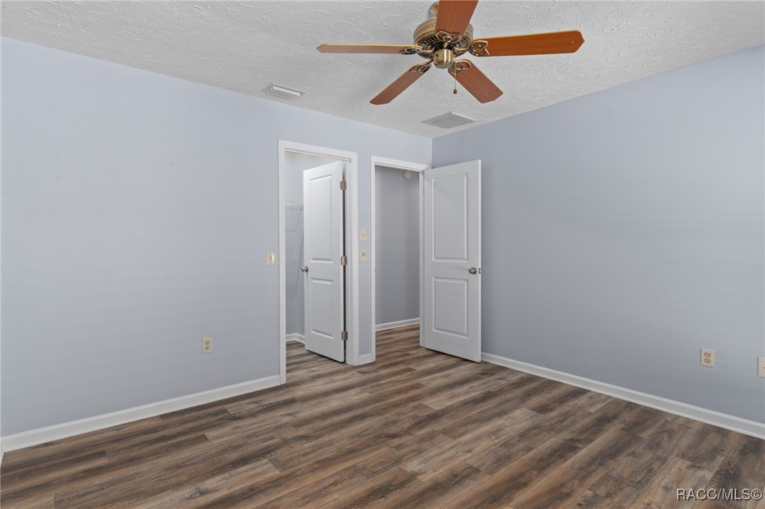 5146 S Riverside Drive