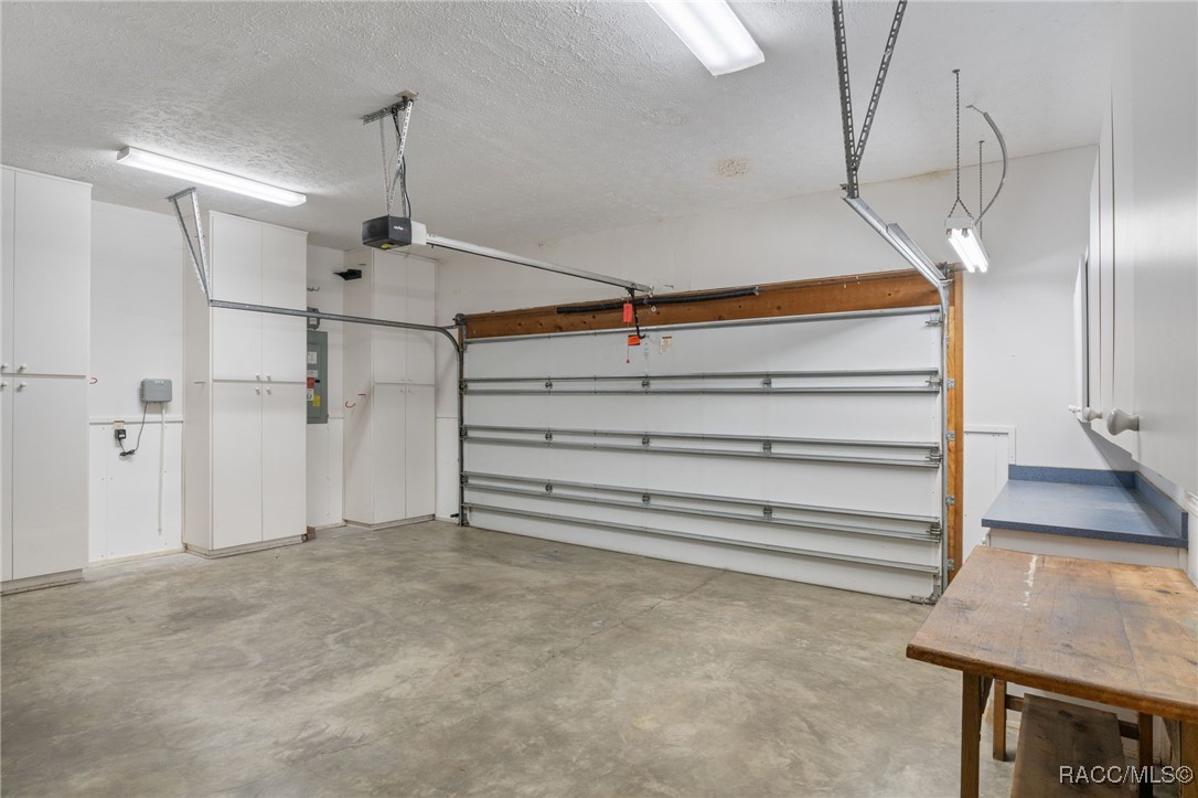 5146 S Riverside Drive