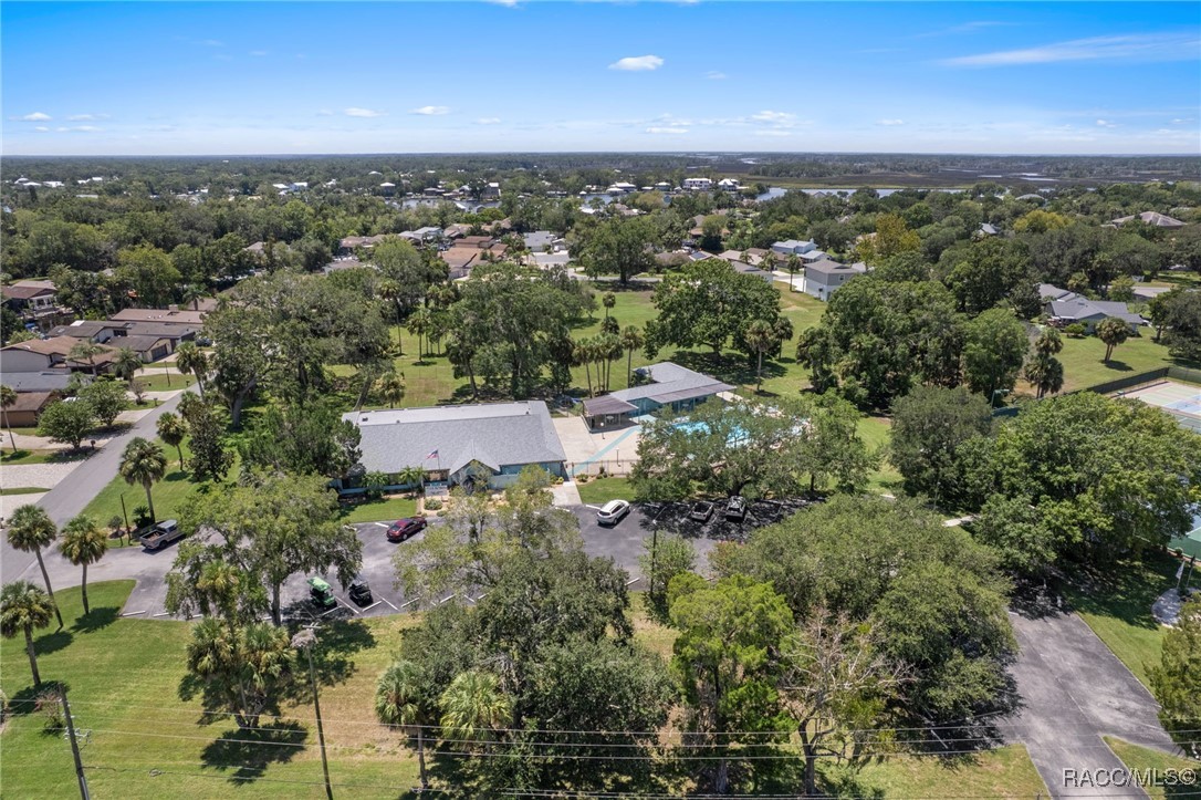 5146 S Riverside Drive