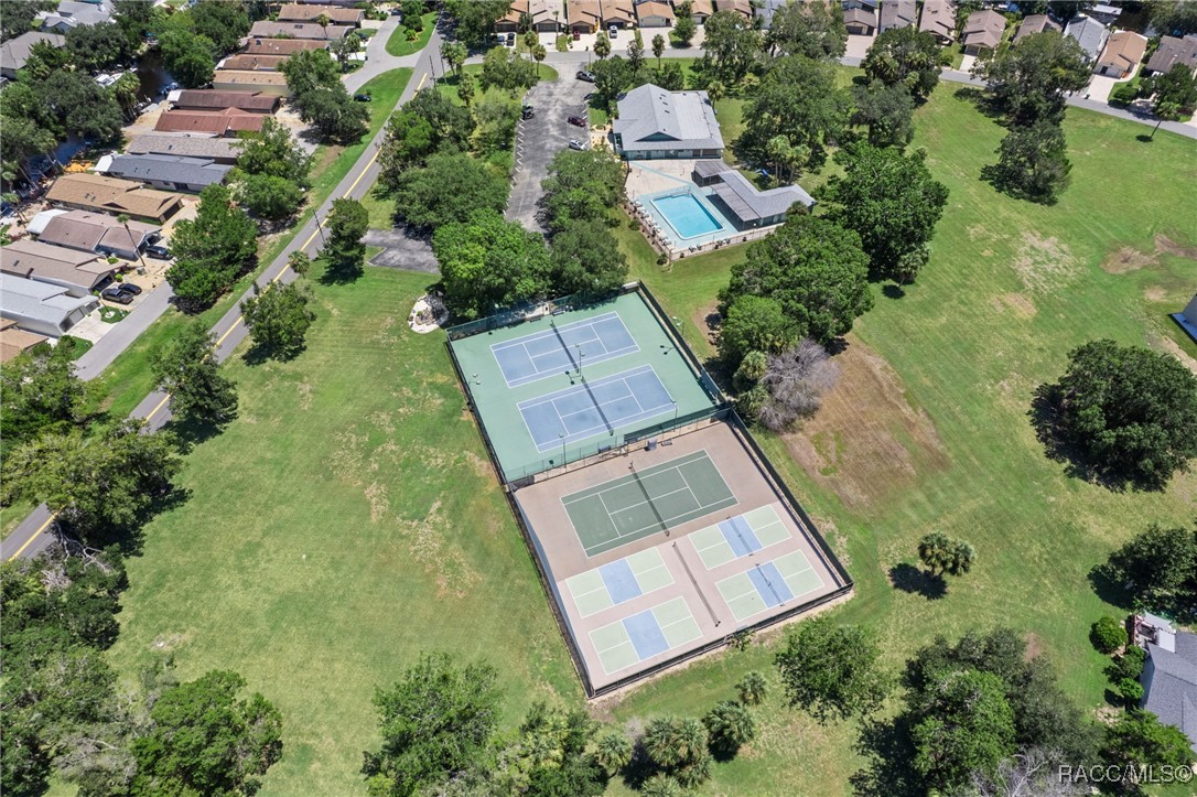 5146 S Riverside Drive