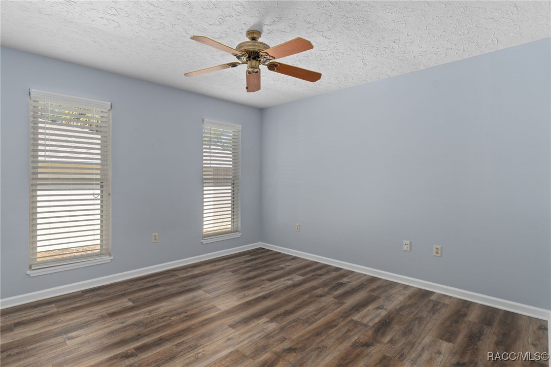 5146 S Riverside Drive