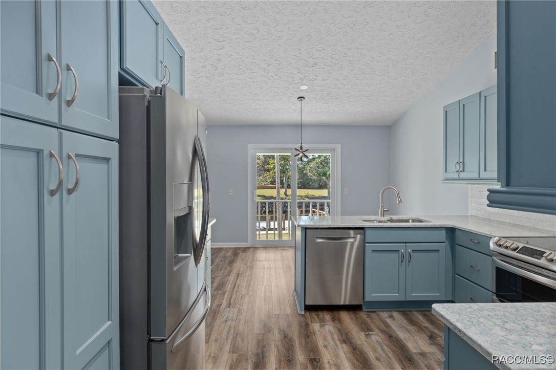 5146 S Riverside Drive