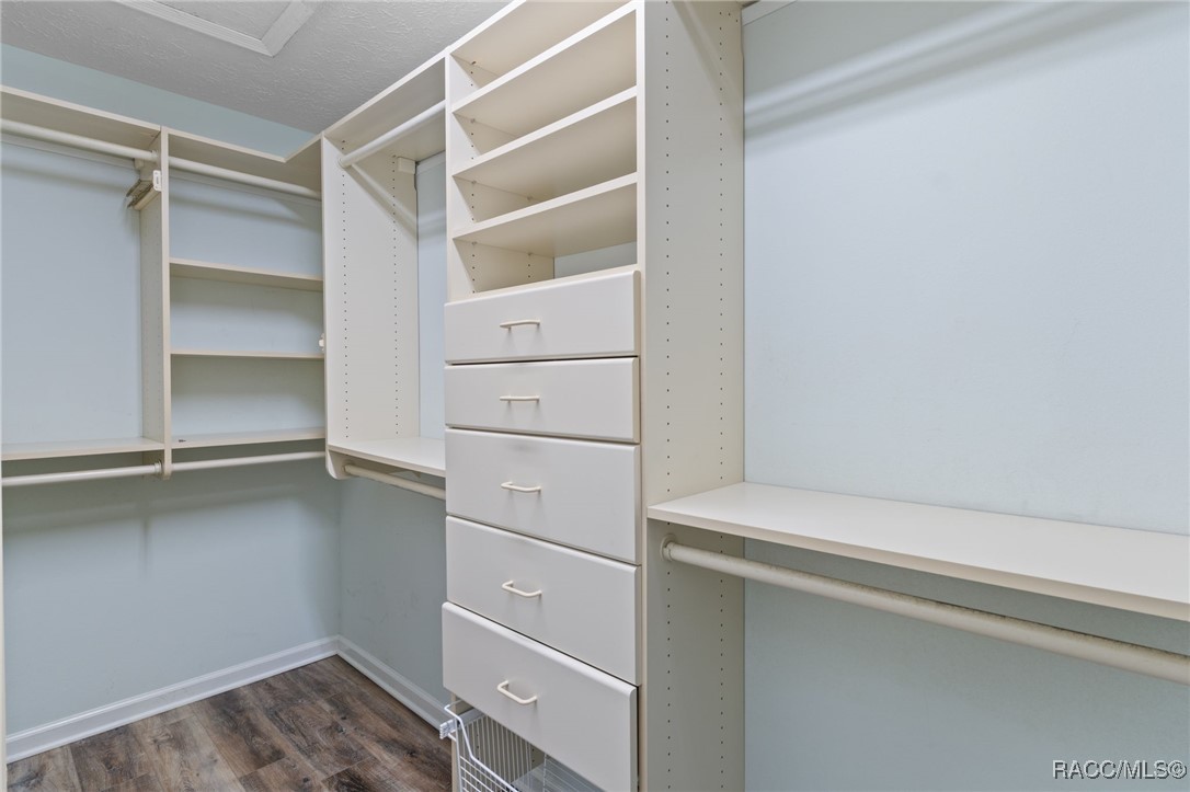 5146 S Riverside Drive