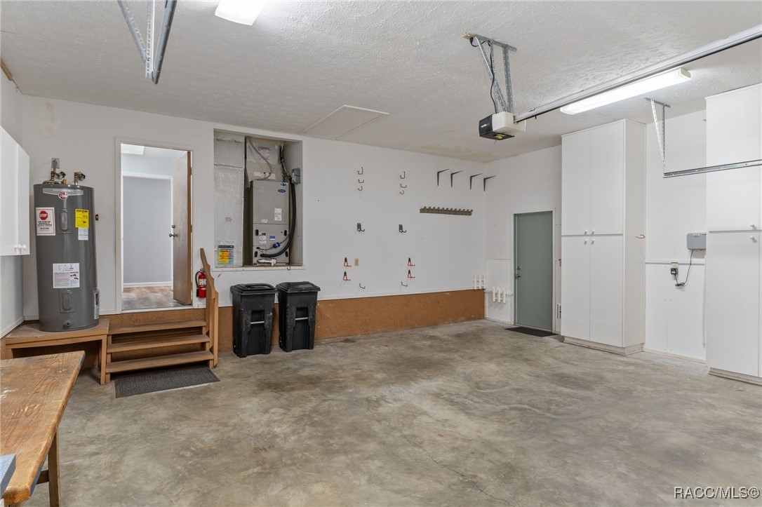 5146 S Riverside Drive