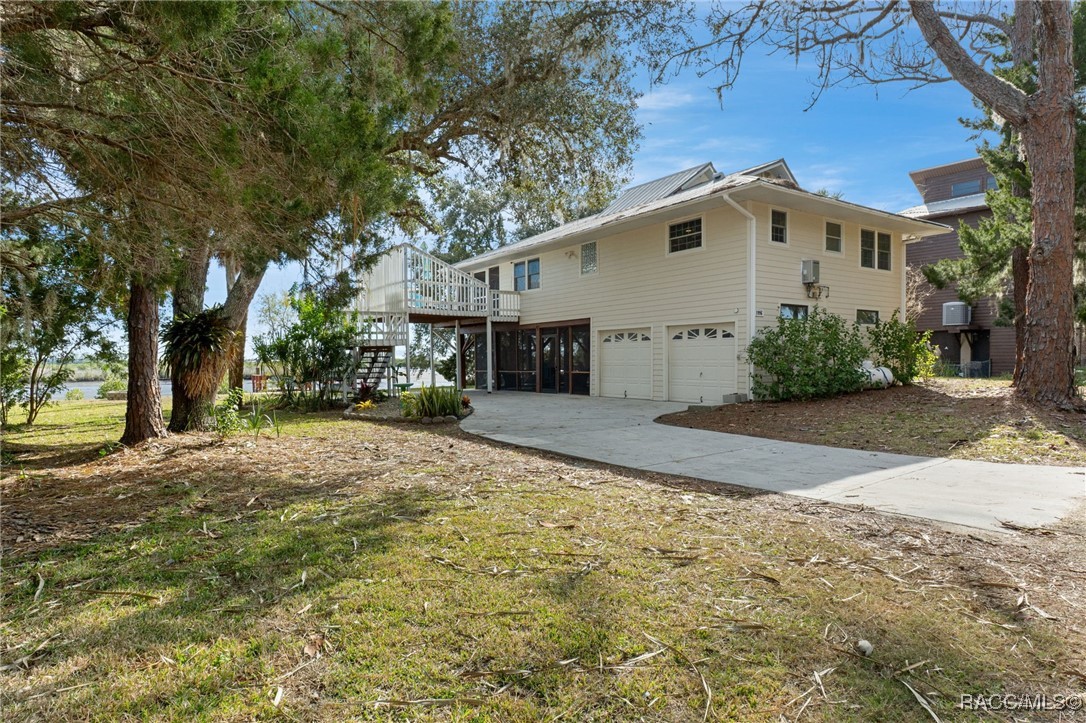 11996 W Bald Eagle Court