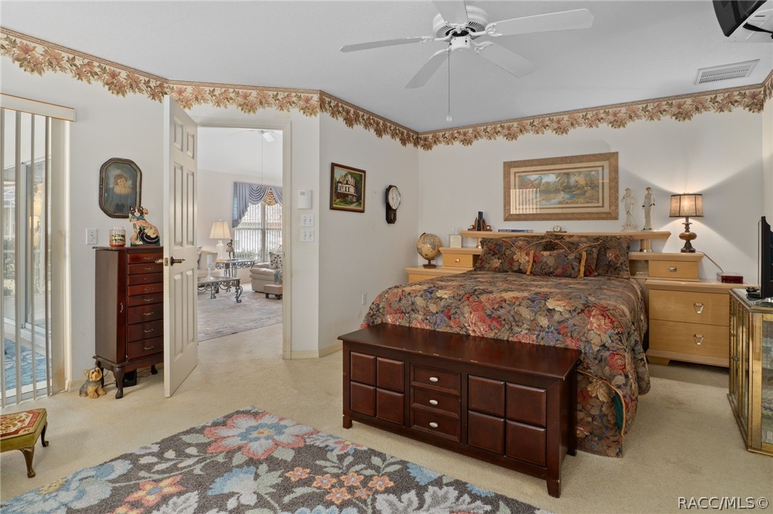 588 W Hillwood Path