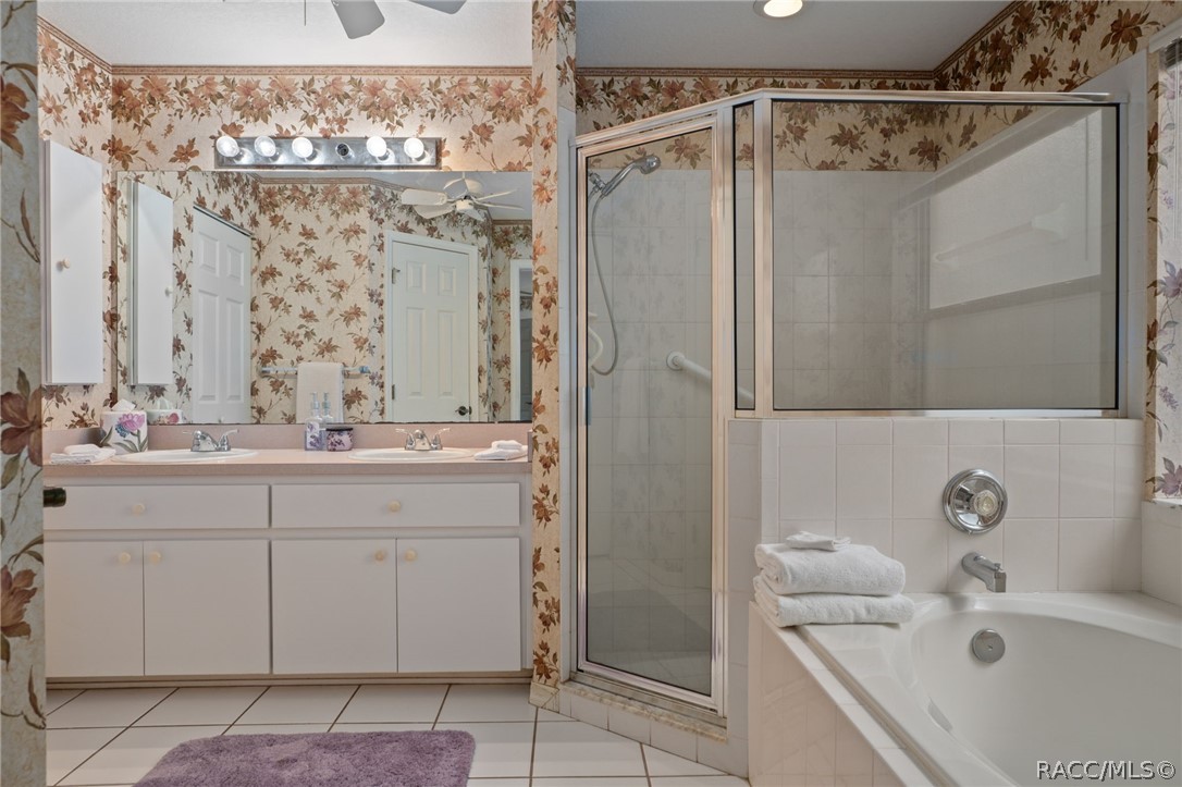 588 W Hillwood Path