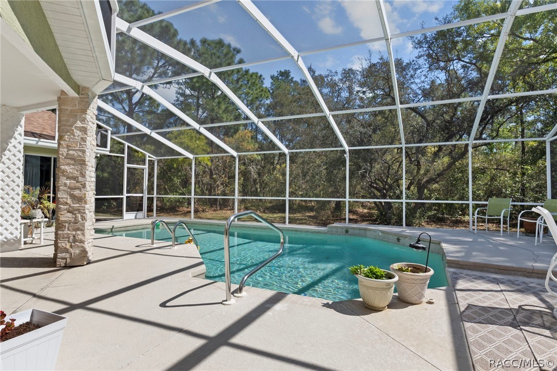 13 Cupania Court