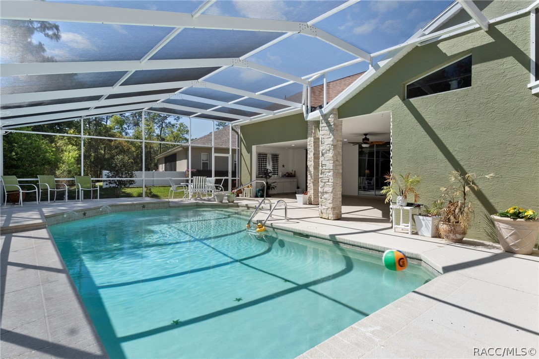 13 Cupania Court
