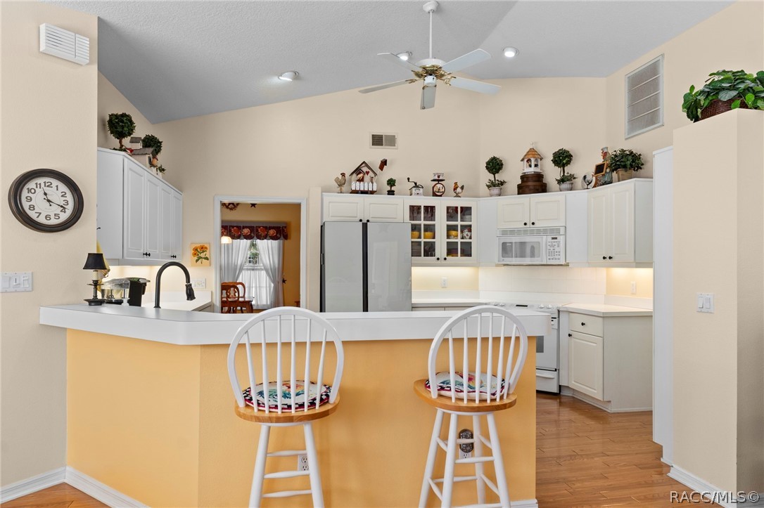 13 Cupania Court