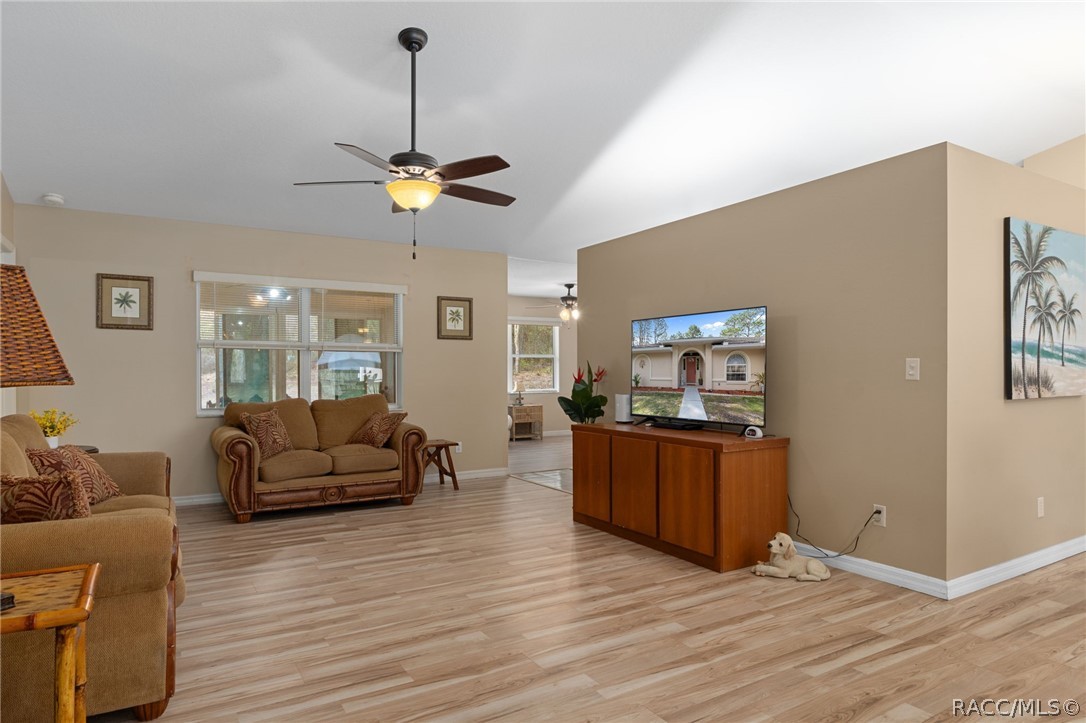 3212 W Camilo Drive