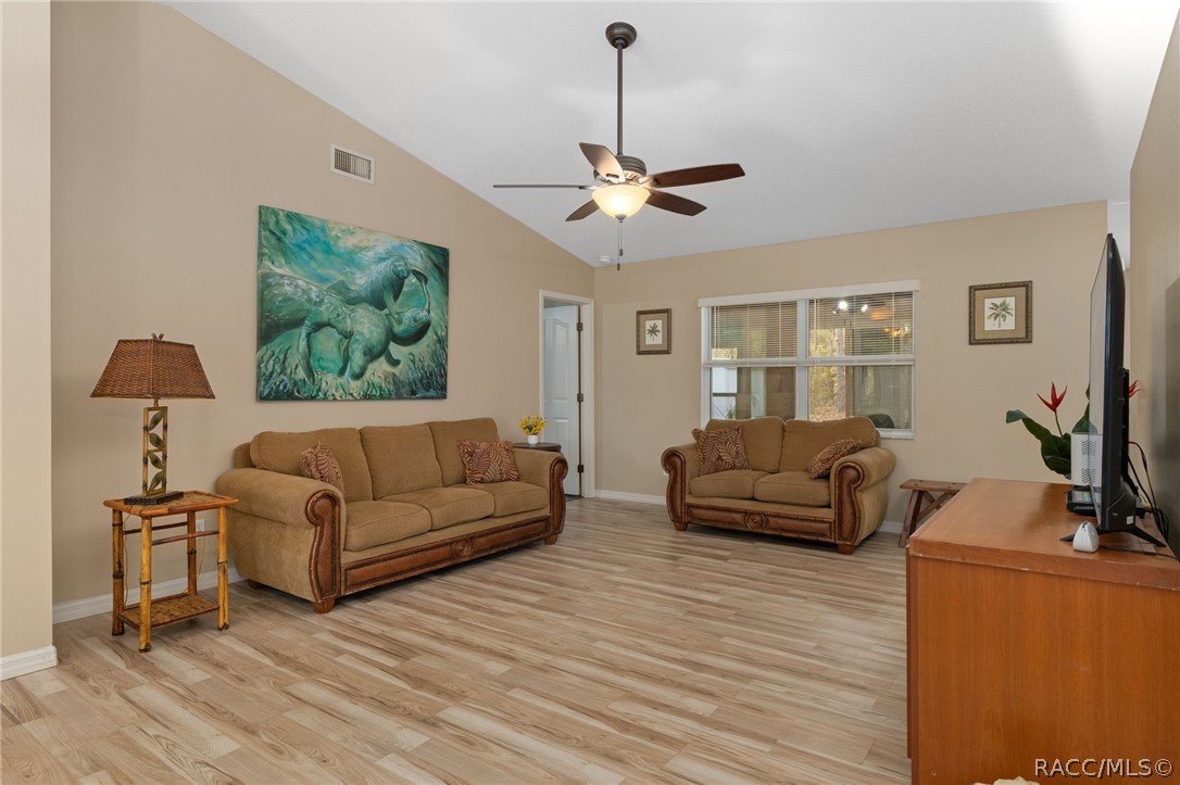3212 W Camilo Drive