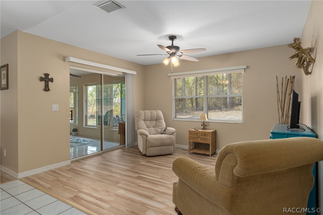 3212 W Camilo Drive