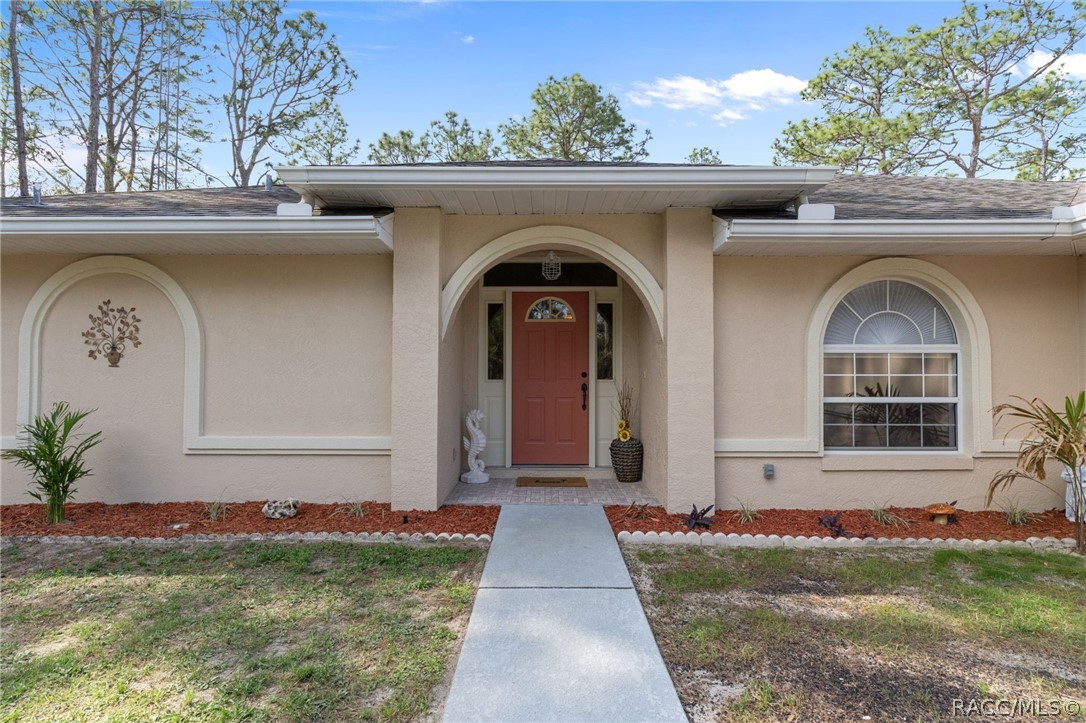 3212 W Camilo Drive