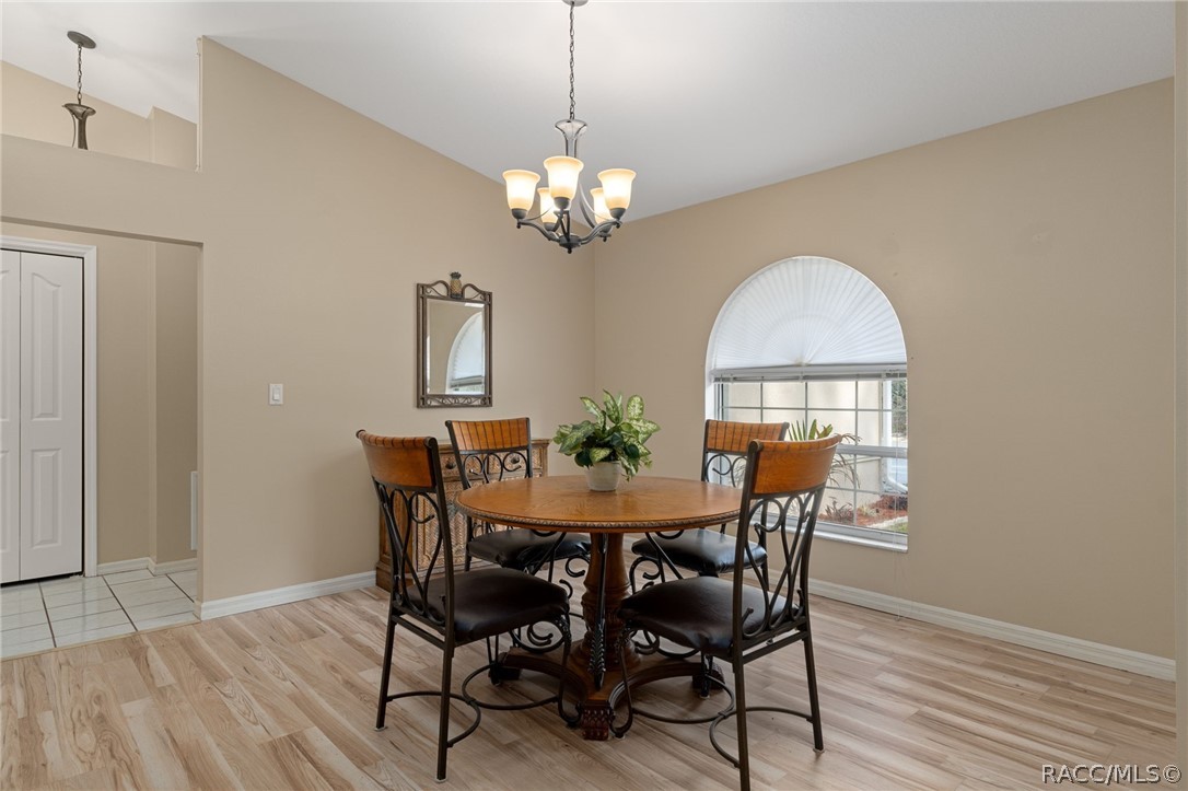 3212 W Camilo Drive