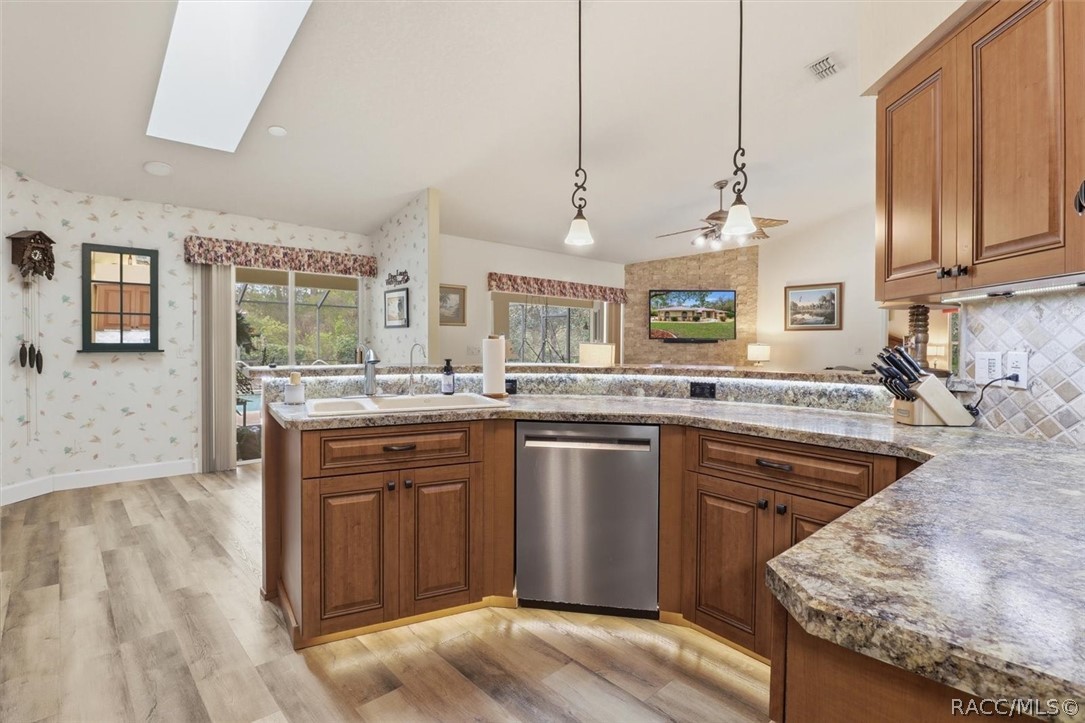 4474 W Horseshoe Drive